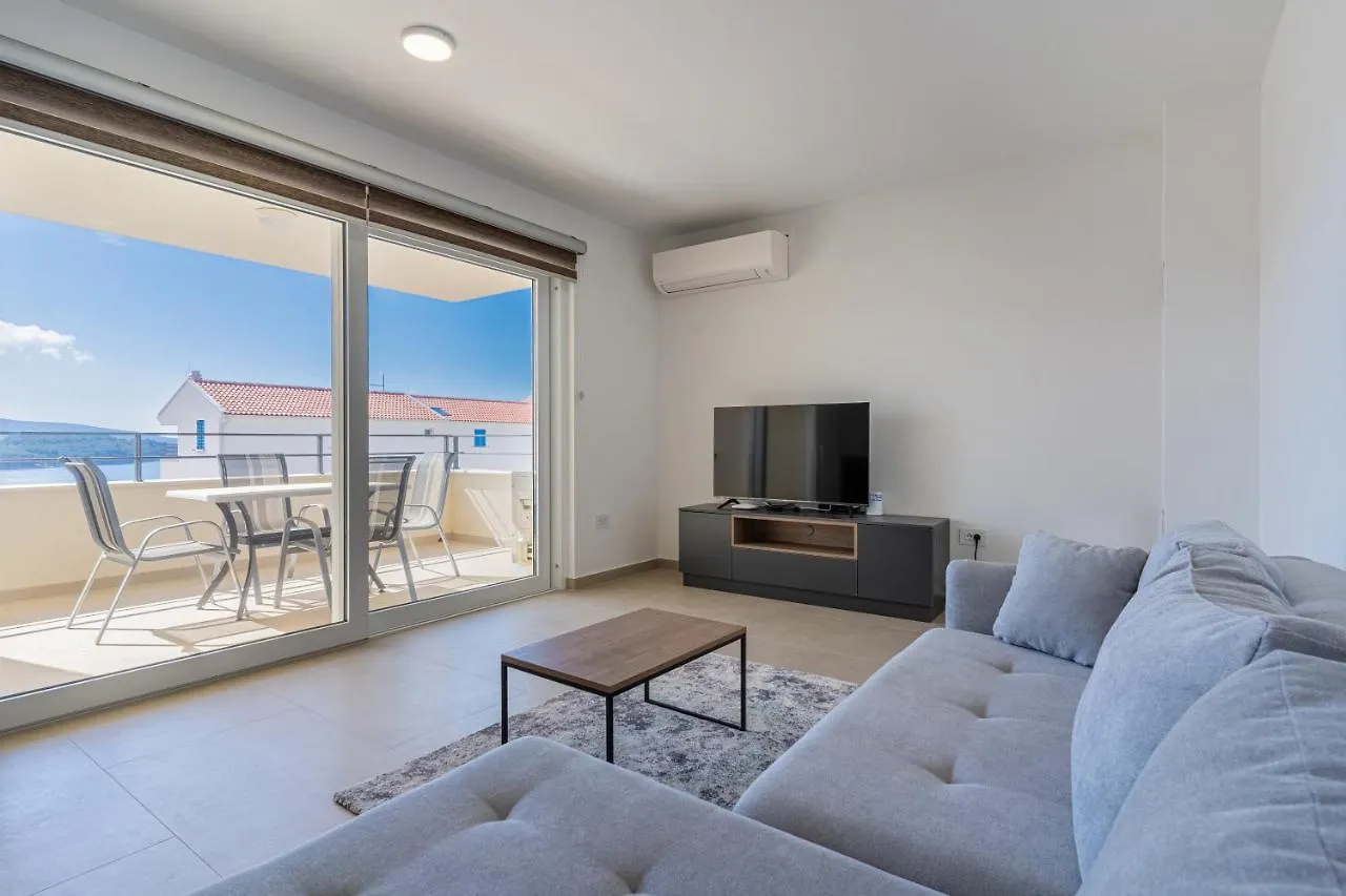 Blue Pearl Apartment Cres 0*,  Croazia