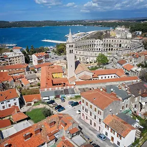 Arena Pola