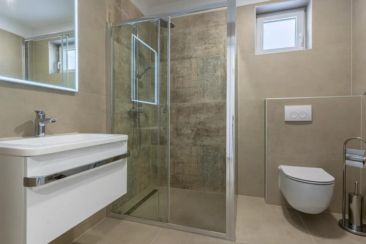 Blue Pearl Apartment Cres Croazia